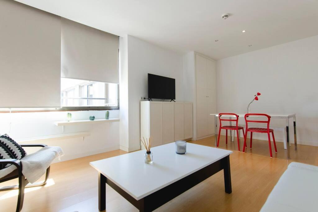 Beautiful Flat A Stone'S Throw From The Retiro-Vill Lägenhet Madrid Exteriör bild